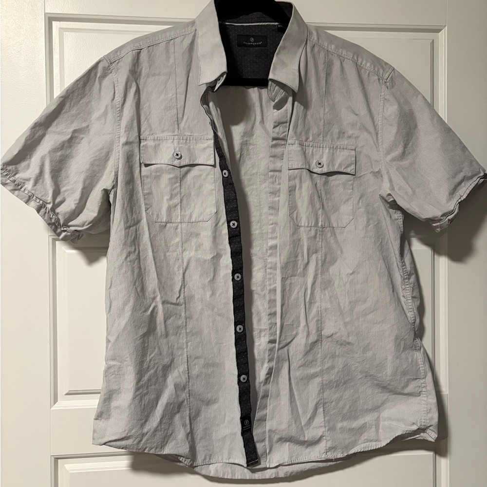 7 Diamonds Light Gray Casual Button-Down Shirt